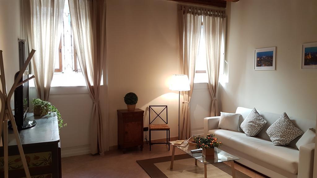 Veronetta Lovely Apartment Luaran gambar